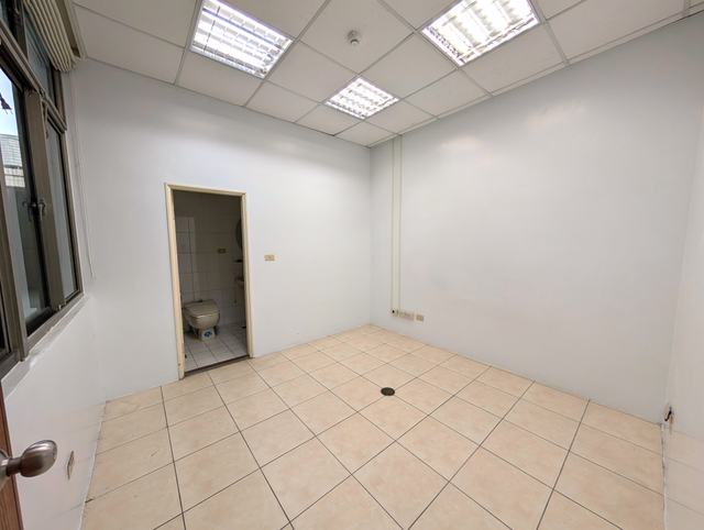RC-partitioned room with a private restroom, suitable for an executive office, Alliance Park, Zone B, Floor 2