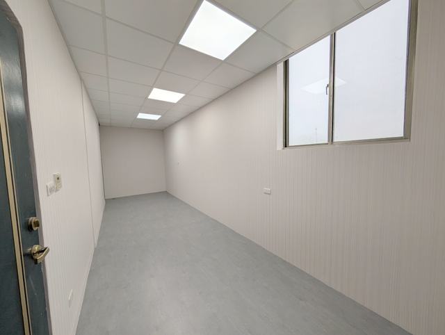 Alliance Park Zone B, Floor 4 partitioned room, suitable for an equipment room or storage room